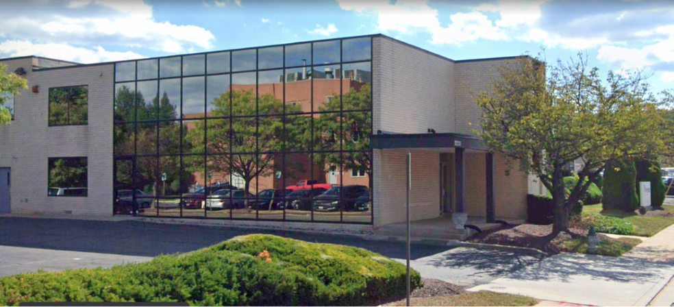 12231 Parklawn Dr, Rockville, MD for sale - Building Photo - Image 3 of 14
