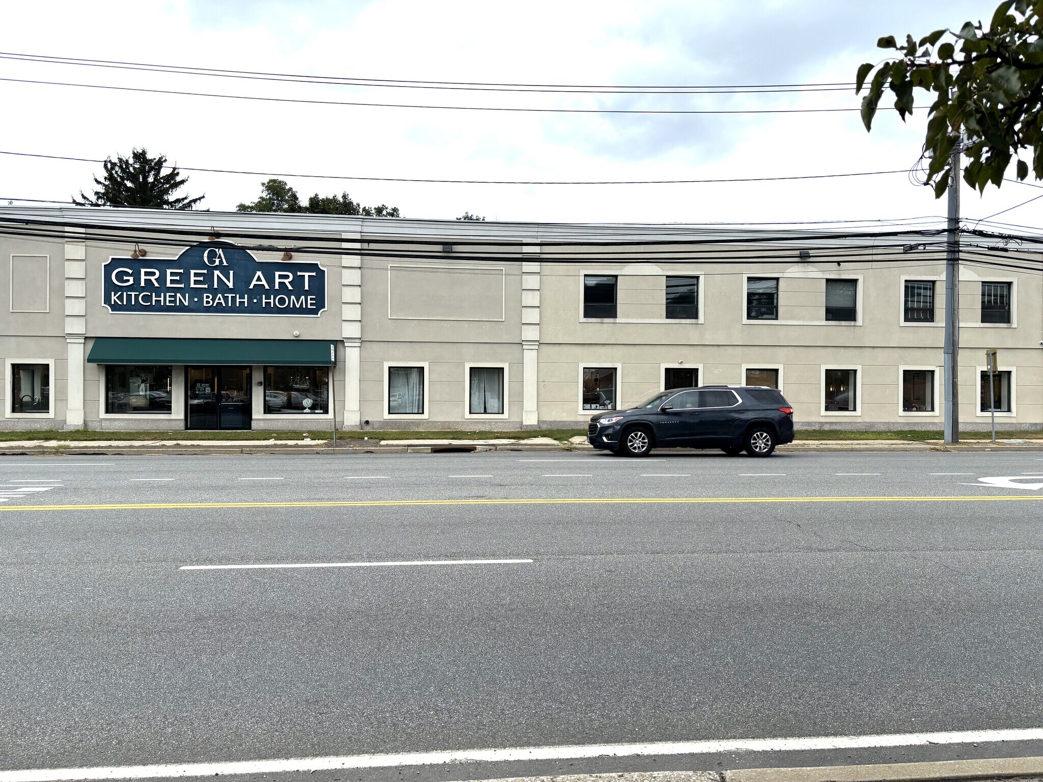17 E Jericho Tpke, Huntington Station, NY for lease Building Photo- Image 1 of 7