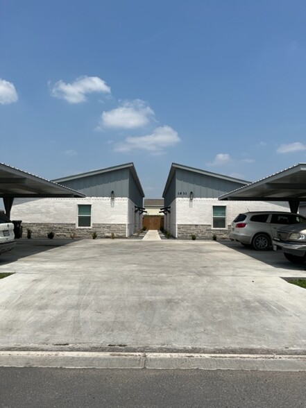 1631 Playa Dr, Weslaco, TX for sale - Building Photo - Image 2 of 8