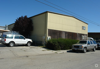 Plus de détails pour 230 Pine St, Watsonville, CA - Industriel à vendre