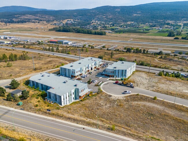 More details for 2175 Optic Crt, Kelowna, BC - Industrial for Lease