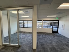 5500 Ming Ave, Bakersfield, CA for lease Interior Photo- Image 1 of 6