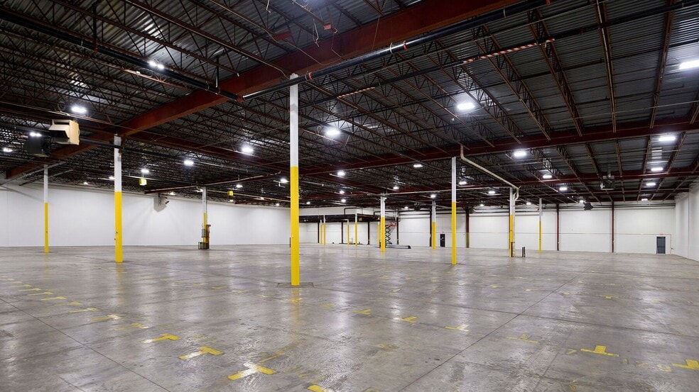 2200 Secaucus Rd, North Bergen, NJ for lease - Building Photo - Image 2 of 4