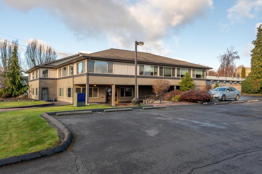 1400 Broadway, Bellingham, WA à louer - Photo du bâtiment - Image 1 de 30