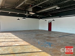 4011-4035 S Broadway St, Englewood, CO for lease Interior Photo- Image 2 of 5