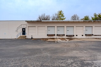 1230 Macklind Ave, Saint Louis, MO for lease Interior Photo- Image 1 of 8