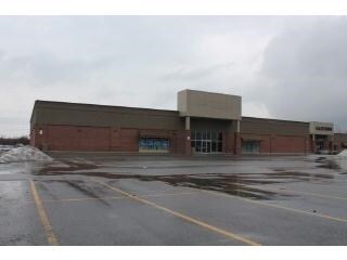 1950 Lauzon Rd, Windsor, ON for sale Primary Photo- Image 1 of 1