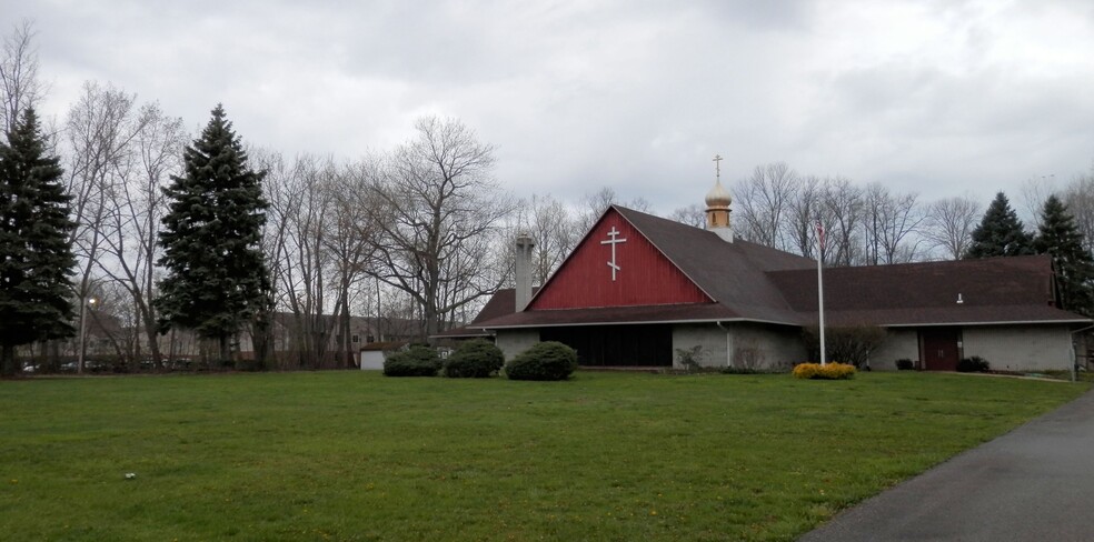 5768 Andrews Rd, Mentor On The Lake, OH for sale - Building Photo - Image 1 of 1