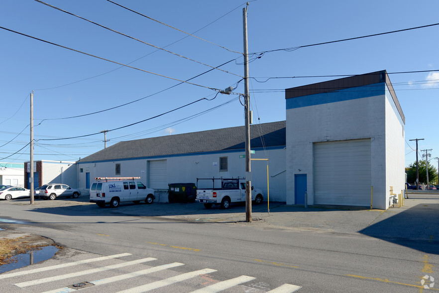 111-115 India St, Pawtucket, RI à vendre - Photo principale - Image 1 de 1