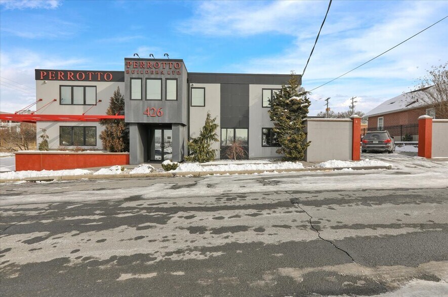 426 Warren St, Reading, PA à vendre - Photo du bâtiment - Image 2 de 51