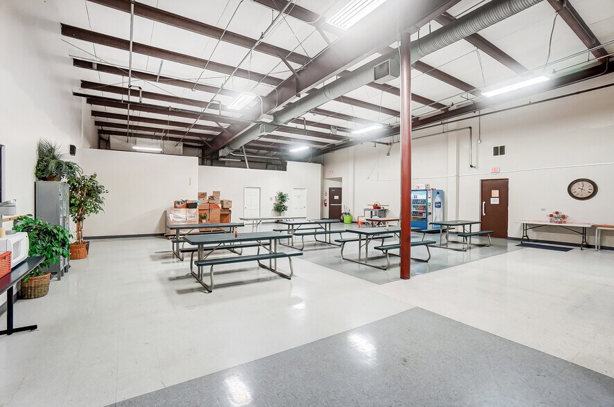 1630 E 2nd St, Dayton, OH à vendre - Photo intérieure - Image 2 de 9