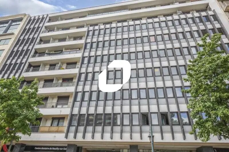 Bureau dans Neuilly-sur-Seine à vendre - Photo du bâtiment - Image 1 de 6