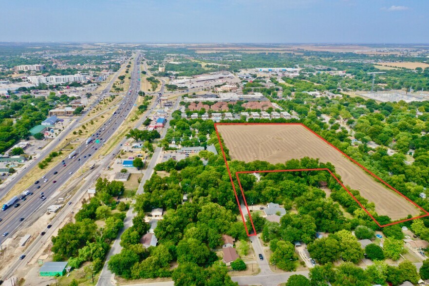 000 Smith Lane, San Marcos, TX for sale - Building Photo - Image 1 of 9