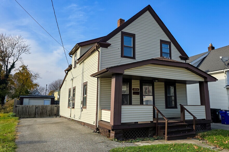 3558 W 46th St, Cleveland, OH à vendre - Photo principale - Image 1 de 1