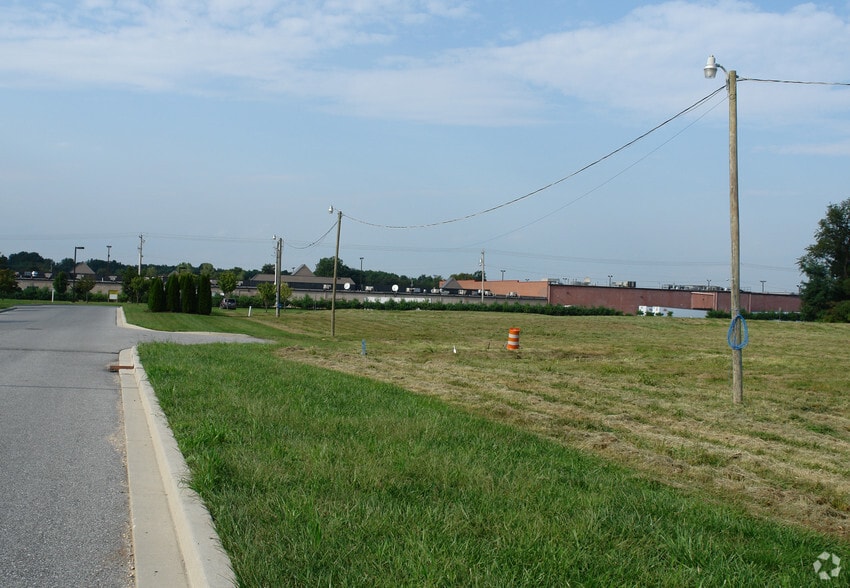 2530 Wrangle Hill Rd, Bear, DE for lease - Building Photo - Image 3 of 4