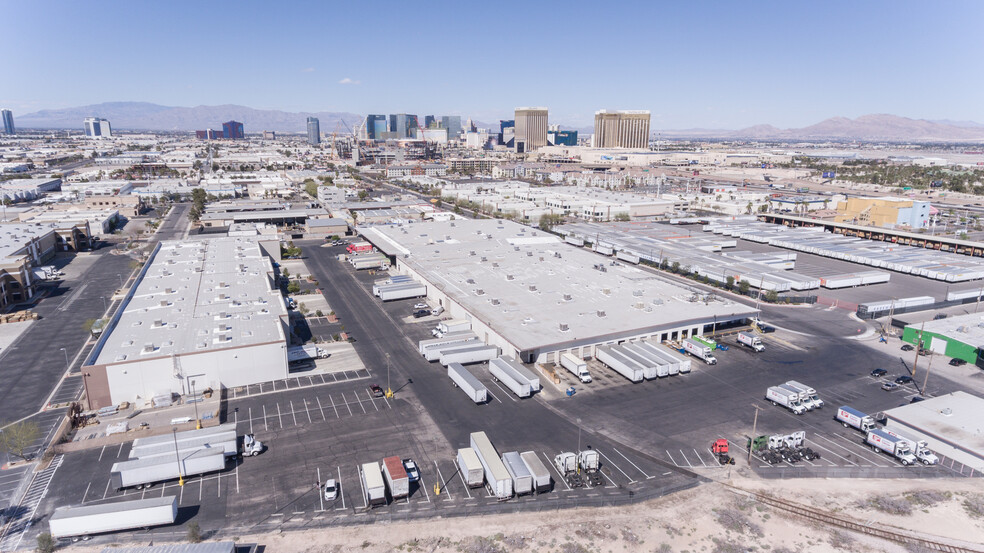 6065 Polaris Ave, Las Vegas, NV for lease - Building Photo - Image 1 of 1