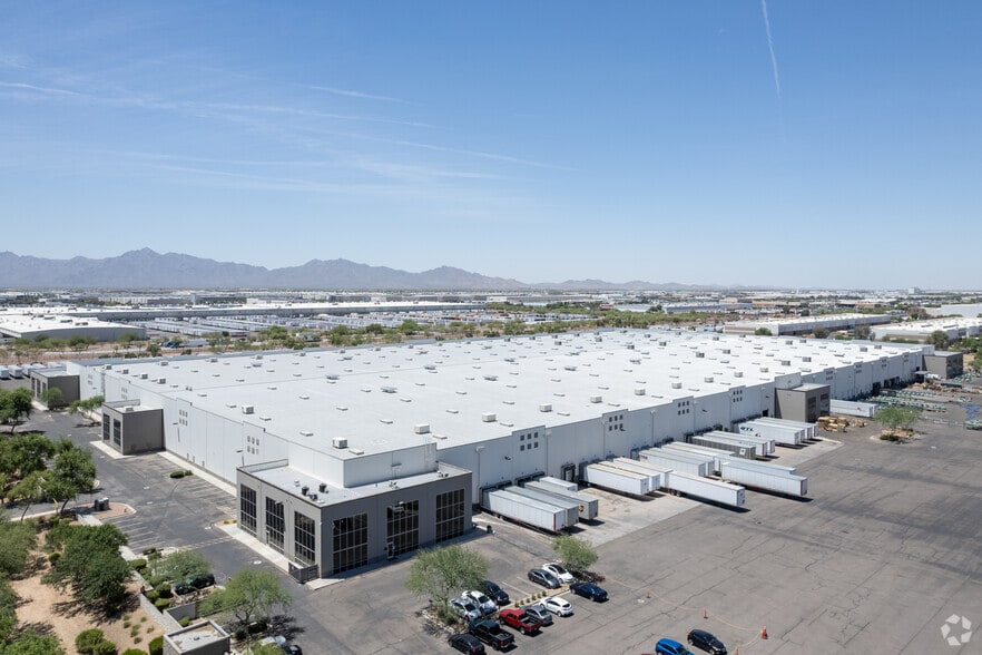 7210 W Van Buren St, Phoenix, AZ for lease - Building Photo - Image 3 of 5