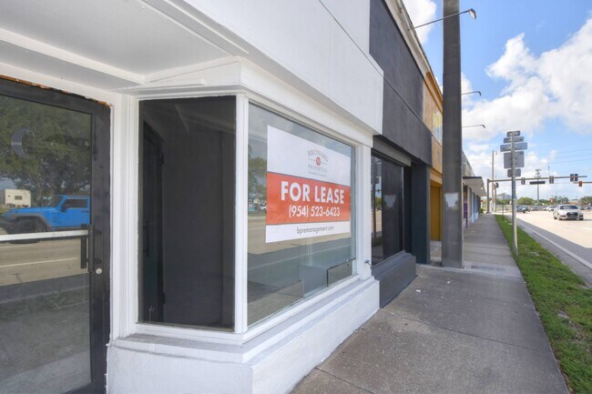 Plus de détails pour 831-845 N Federal Hwy, Fort Lauderdale, FL - Commerce de détail à louer
