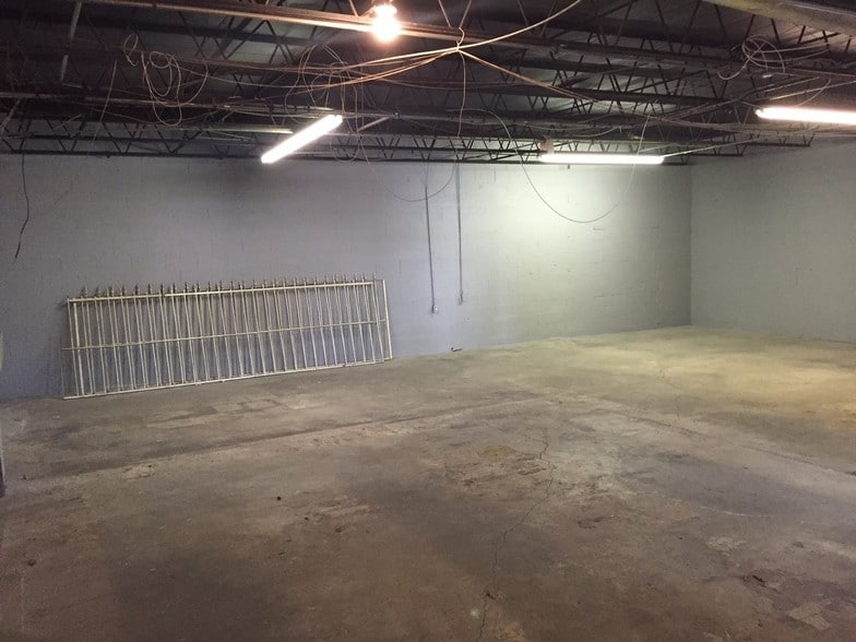 2683 E College Ave, Decatur, GA for sale - Building Photo - Image 2 of 5