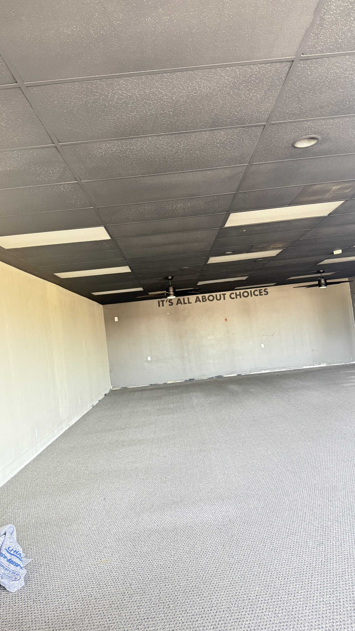 900-958 N Central Ave, Upland, CA à louer Photo du bâtiment- Image 1 de 3