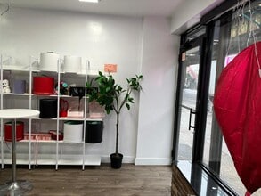 1212 Mcdonald Ave, Brooklyn, NY à louer Photo du bâtiment- Image 1 de 17