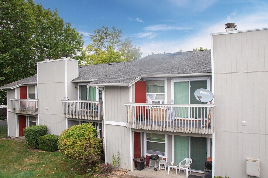 2102-2104 62nd Ave E, Fife, WA à vendre - Photo du bâtiment - Image 3 de 3