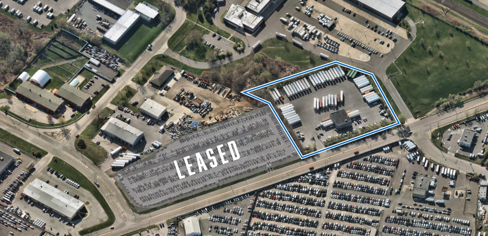 3200 70th, Philadelphia, PA for lease - Building Photo - Image 1 of 3