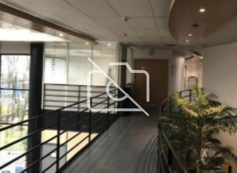 Industriel dans Palaiseau à louer - Photo intérieure - Image 2 de 5