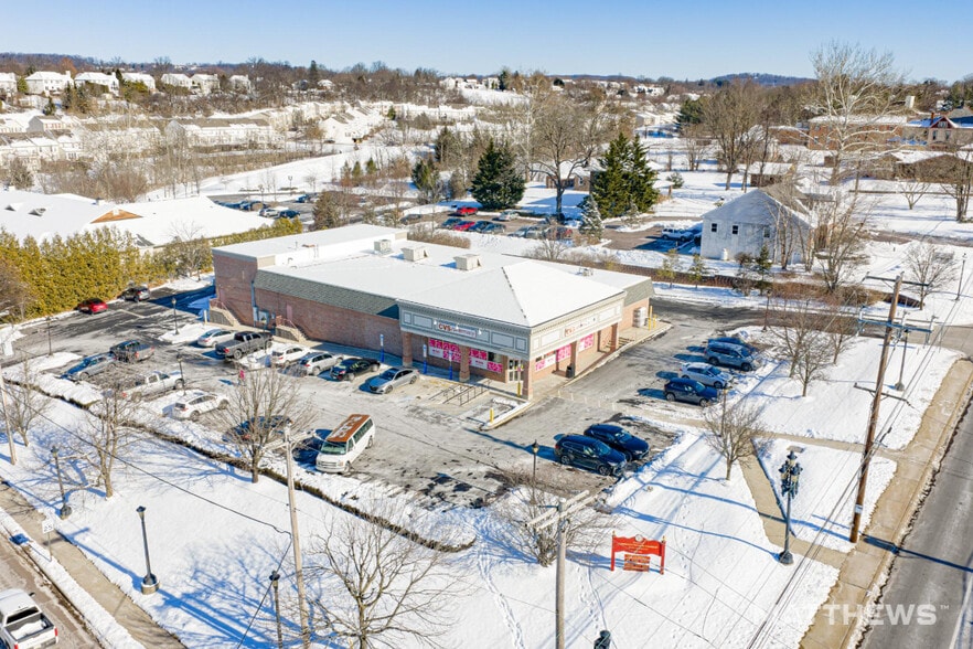 1833 E High St, Pottstown, PA à vendre - Photo du bâtiment - Image 2 de 3