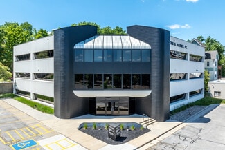 Plus de détails pour 2700 Grand Ave, Des Moines, IA - Bureau à louer