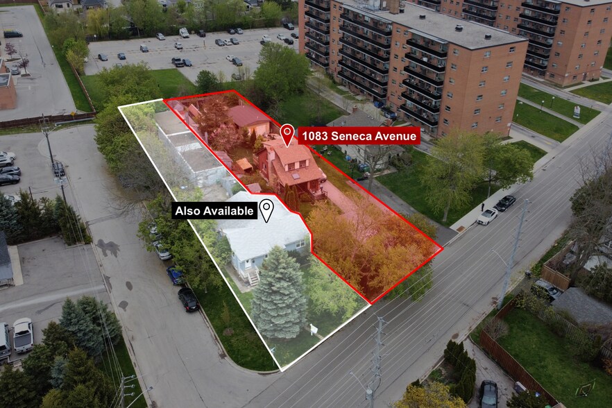 1083 Seneca Av, Mississauga, ON à vendre - Photo du bâtiment - Image 2 de 4