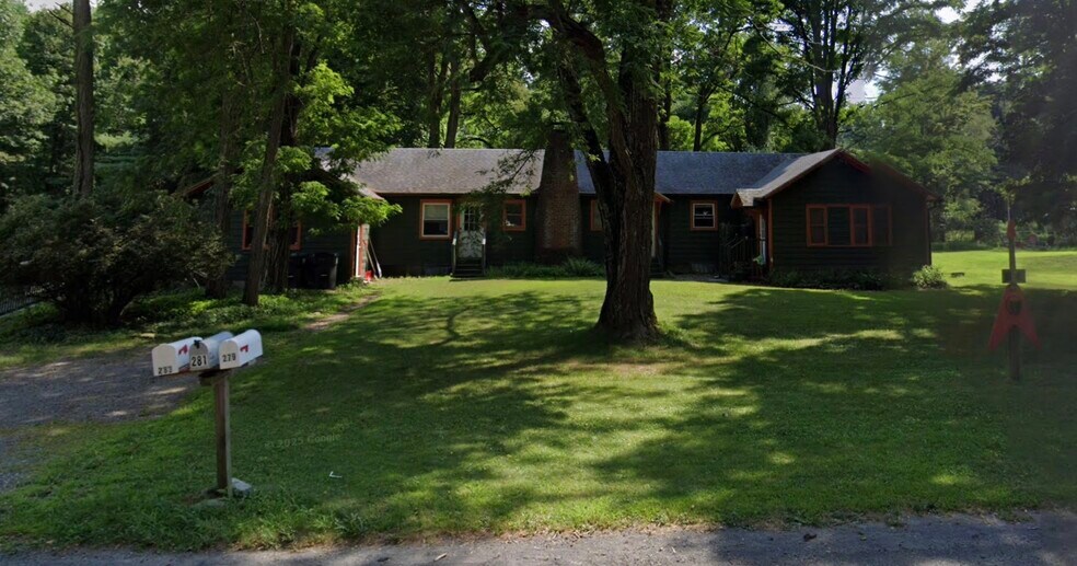 279 Tinker St, Woodstock, NY à vendre - Photo principale - Image 1 de 1