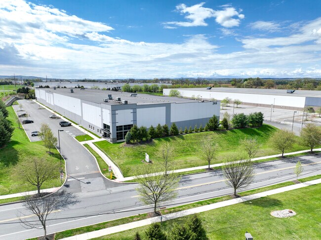 Plus de détails pour 2918 Schoeneck Rd, Macungie, PA - Industriel à louer
