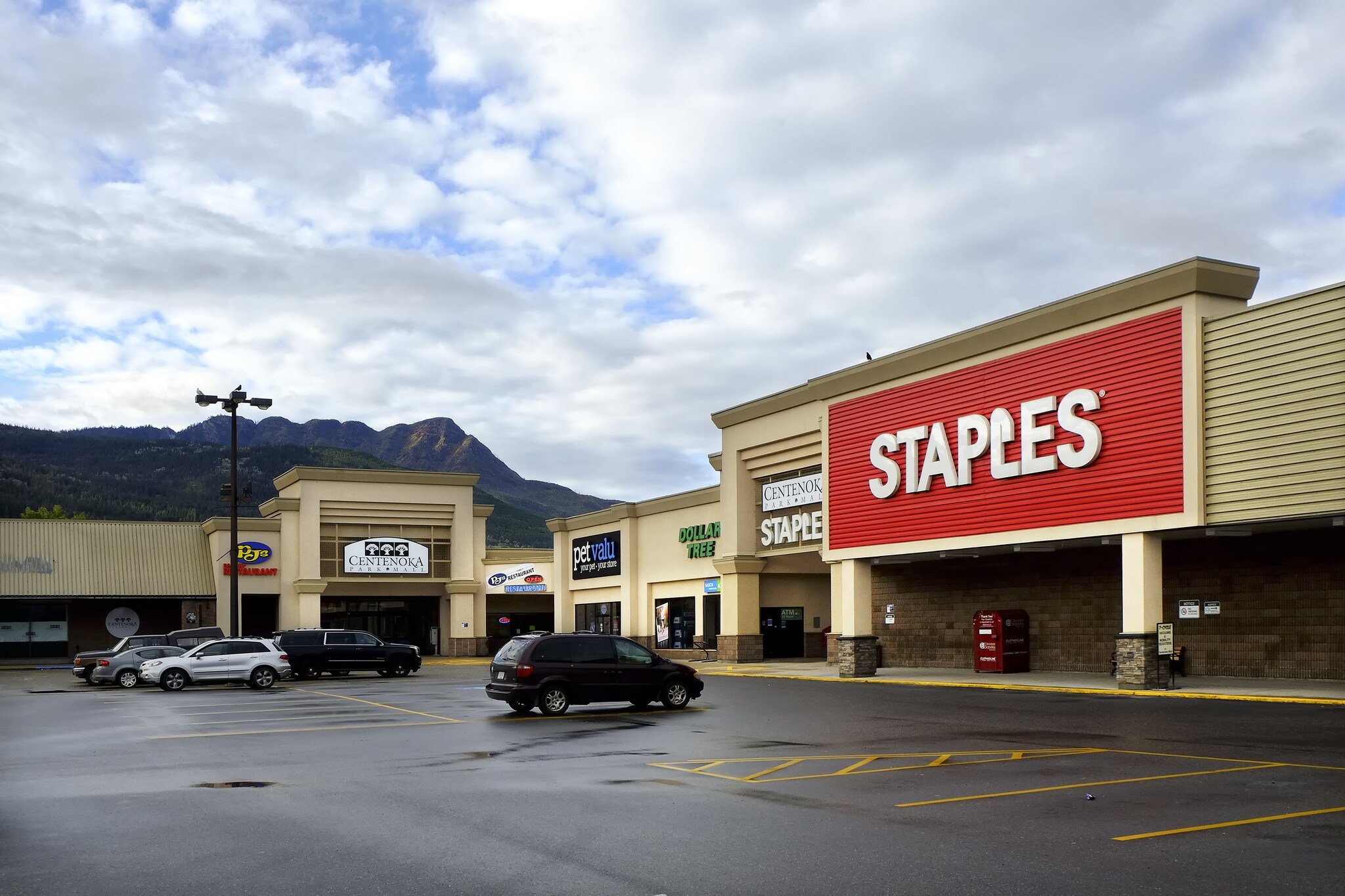 220-360 Trans Canada Hwy Sw, Salmon Arm, BC for sale Primary Photo- Image 1 of 1