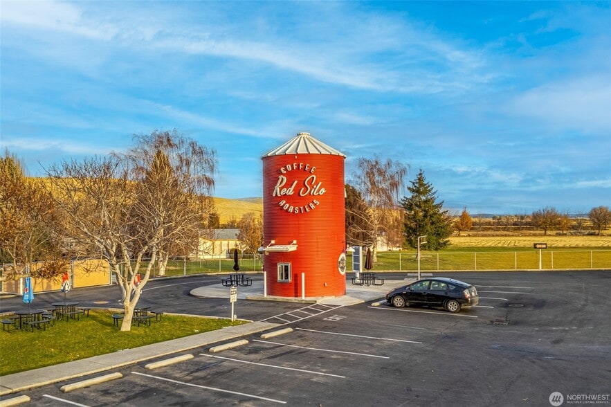 805 Basin St NW, Ephrata, WA for sale - Building Photo - Image 2 of 29