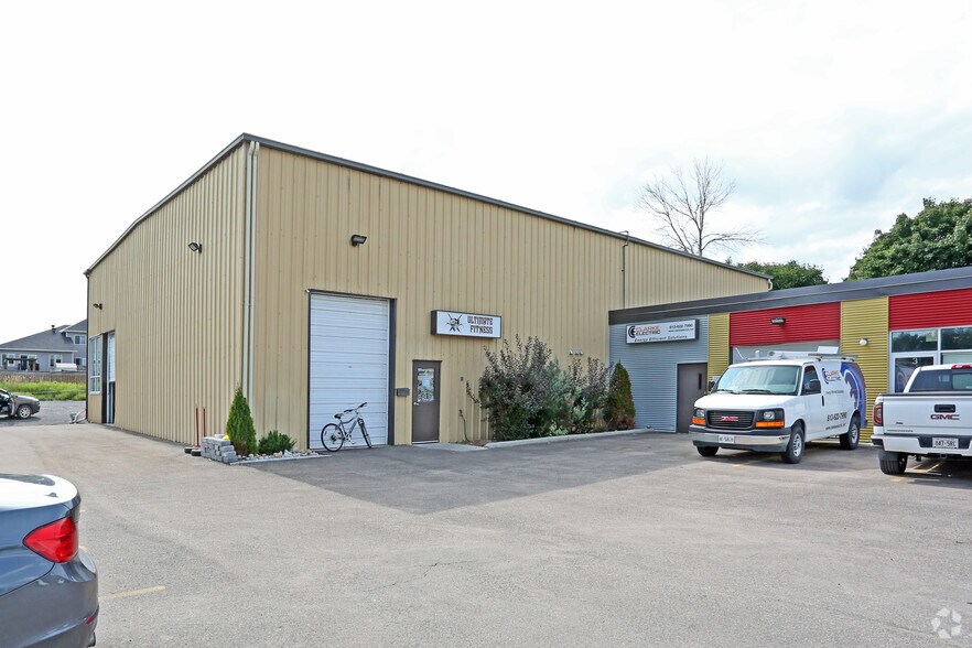 53 James St, Arnprior, ON à vendre - Photo du bâtiment - Image 3 de 15