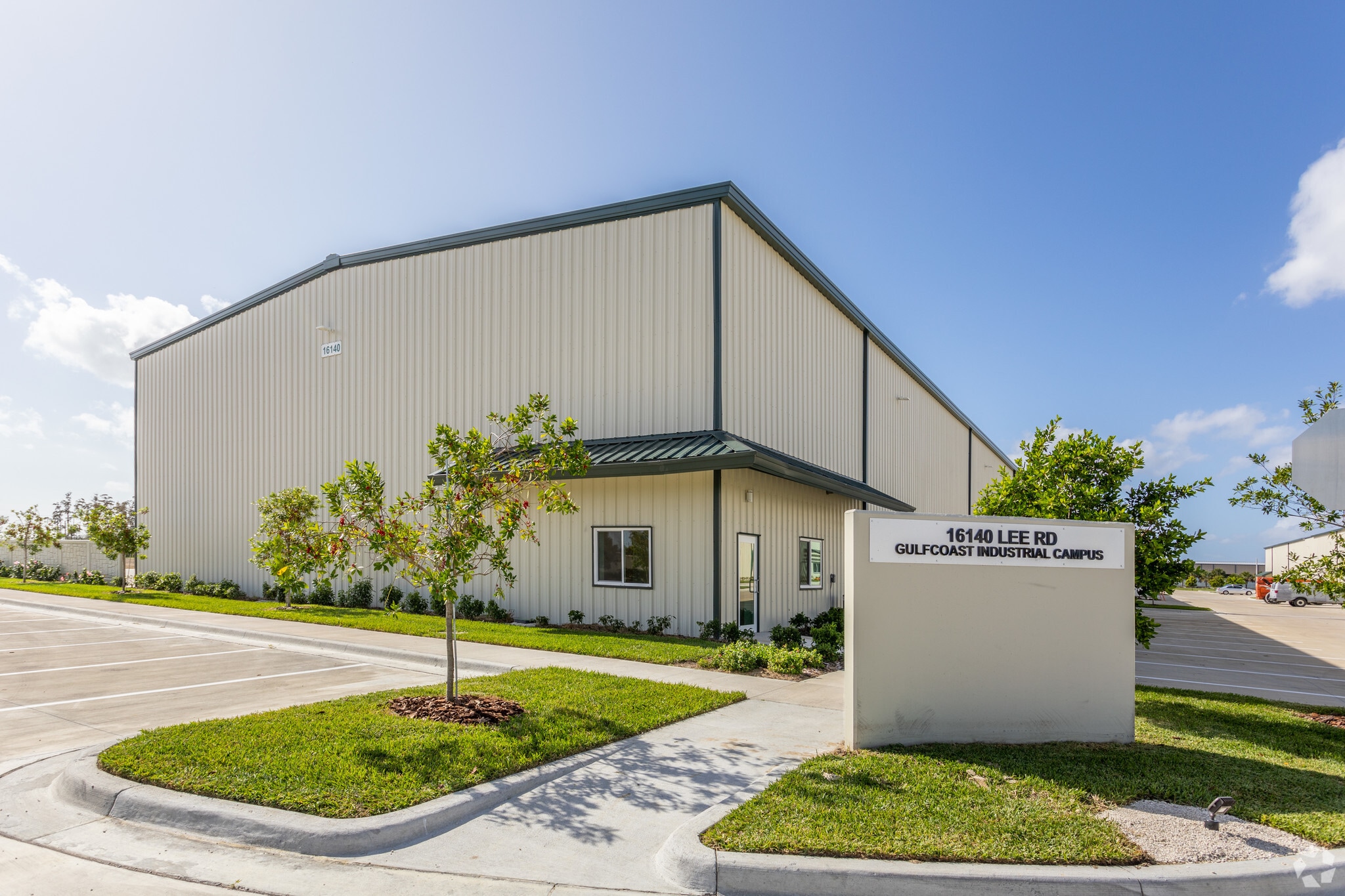 16140 Lee Rd, Fort Myers, FL for lease Primary Photo- Image 1 of 11