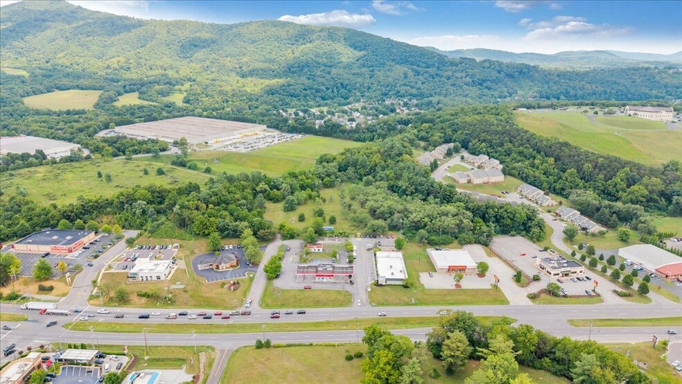 0 Challenger Ave, Roanoke, VA for sale - Building Photo - Image 2 of 10