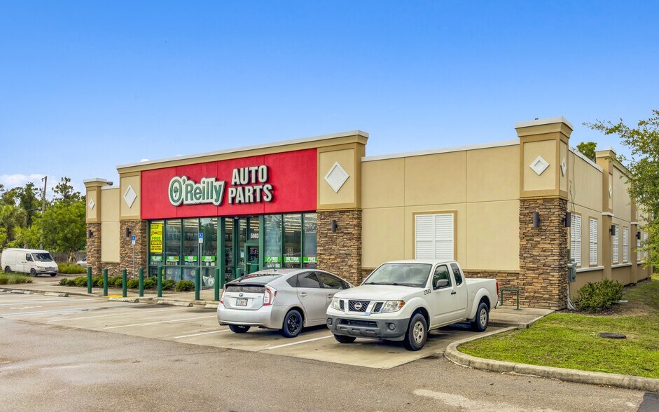 5003 Lee Blvd, Lehigh Acres, FL à vendre - Photo du bâtiment - Image 2 de 3