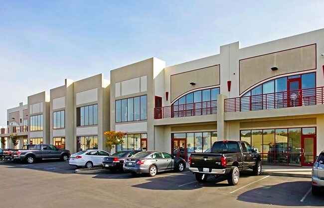 4470 Yankee Hill Rd, Rocklin, CA à louer - Photo du bâtiment - Image 3 de 20
