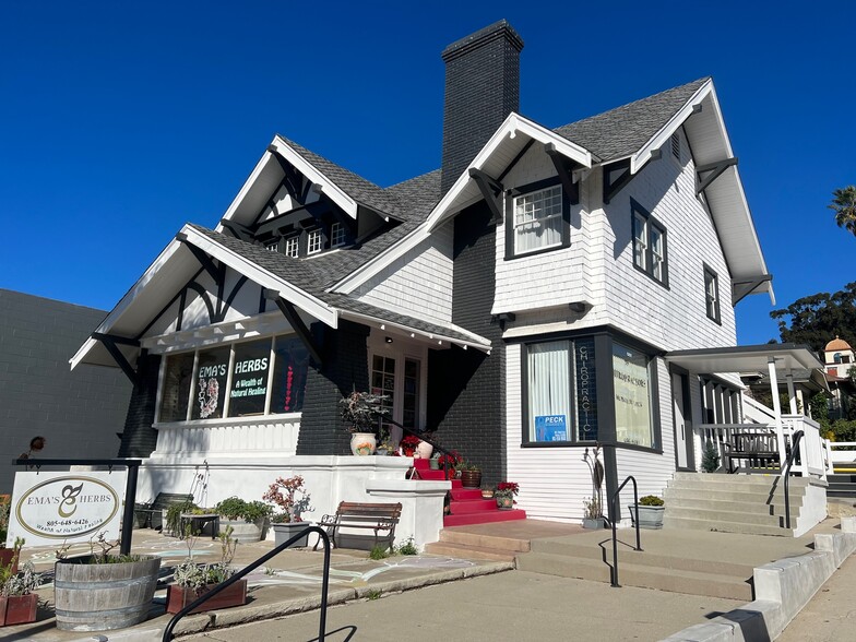 671 - 697 E Main Street, Downtown Ventur portfolio of 2 properties for sale on LoopNet.ca - Building Photo - Image 3 of 8