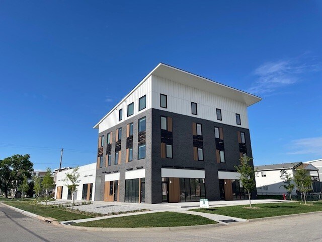 335 N 23rd St, Lincoln, NE à louer - Photo du bâtiment - Image 1 de 9