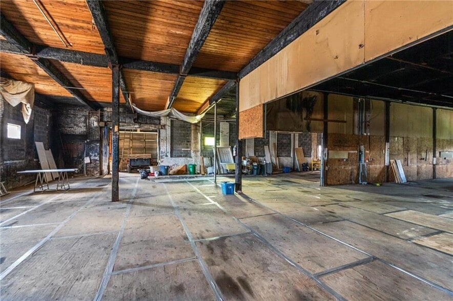 365 W Whitehall St, Allentown, PA for sale - Building Photo - Image 2 of 14