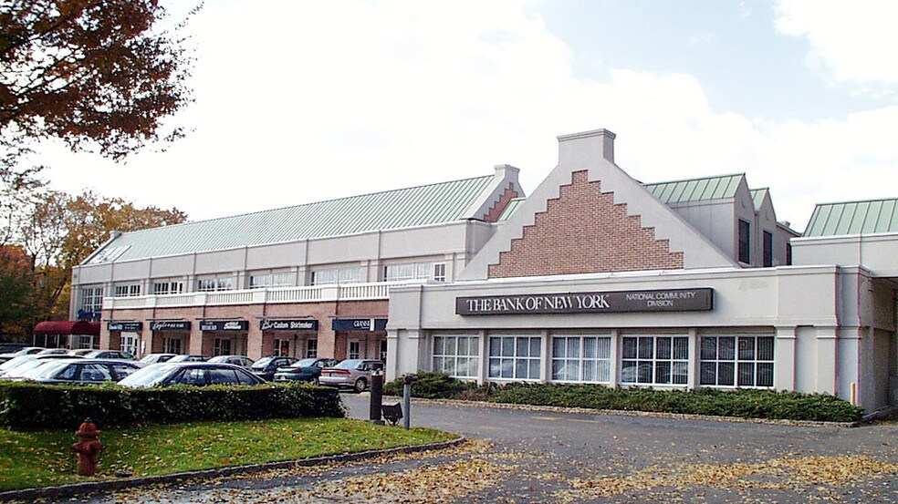 555 Passaic Ave, West Caldwell, NJ à louer - Photo du bâtiment - Image 2 de 17