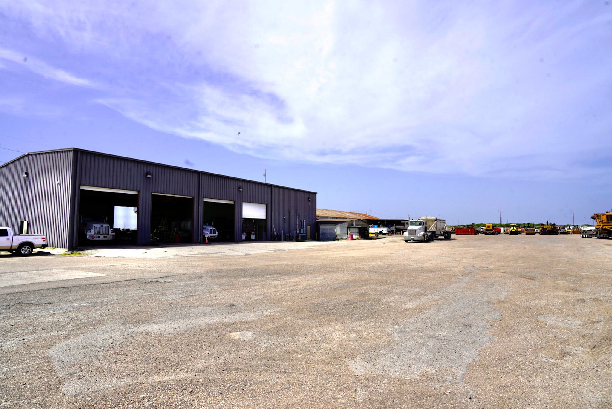 1420 Holly Road, Corpus Christi, TX for lease Building Photo- Image 1 of 8