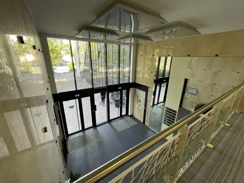 171 Avenue Georges Clemenceau, Nanterre à louer - Hall d’entrée - Image 3 de 66