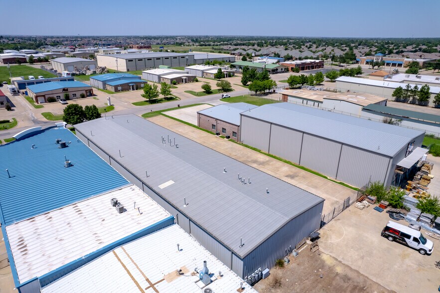 14900 Bristol Park Blvd, Edmond, OK for lease - Building Photo - Image 3 of 17