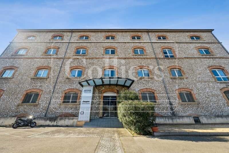 Bureau dans Marseille à louer Photo du bâtiment- Image 1 de 12