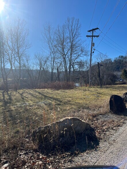 2792 Pennsylvania Ave, Charleston, WV à louer - Photo du bâtiment - Image 3 de 4