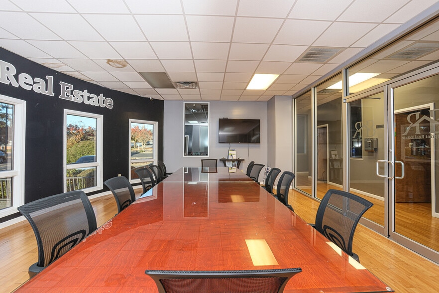 8311 Two Notch Rd, Columbia, SC for sale - Building Photo - Image 3 of 67